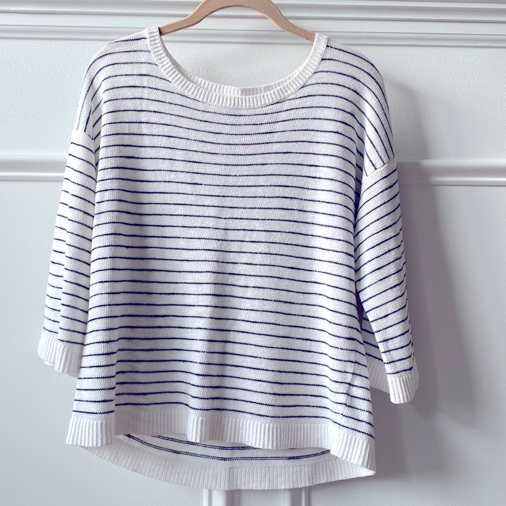 Banana Republic Black Stripe Summer Sweater size Small